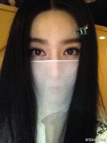 明星蒙面照  第2张