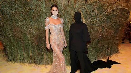 明星蒙面照  第3张