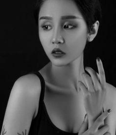 杜亚飞模特个人资料,时尚界璀璨新星，模特界璀璨明珠  第3张